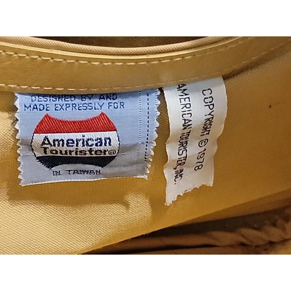 American Tourister 1978 HARVEST GOLD Carry On Travel Bag Weekender Vintage